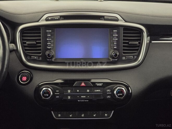 Kia Sorento-15