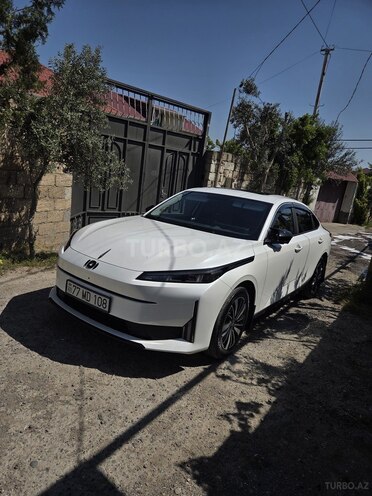 Changan Qiyuan A05-1