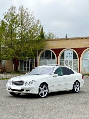 Mercedes E 320-2