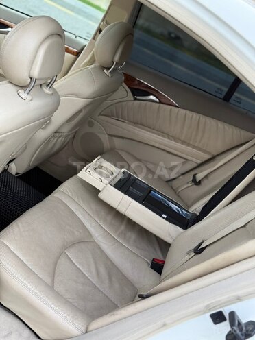 Mercedes E 320-12
