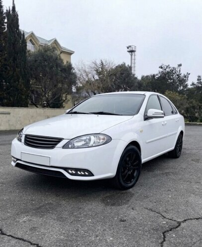 Daewoo Gentra-1