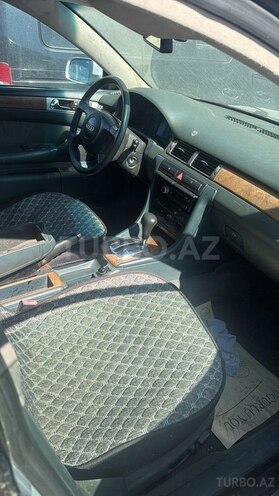 Audi A6-4