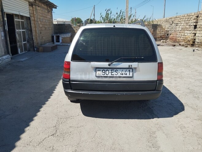 Opel Astra-2