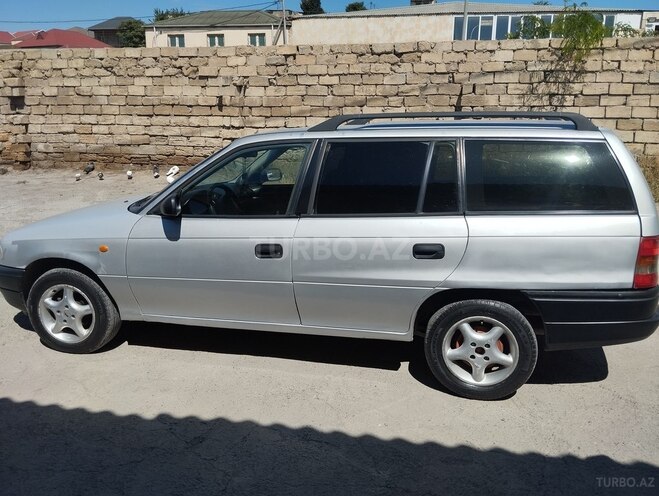 Opel Astra-4