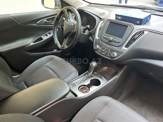 Chevrolet Malibu-4