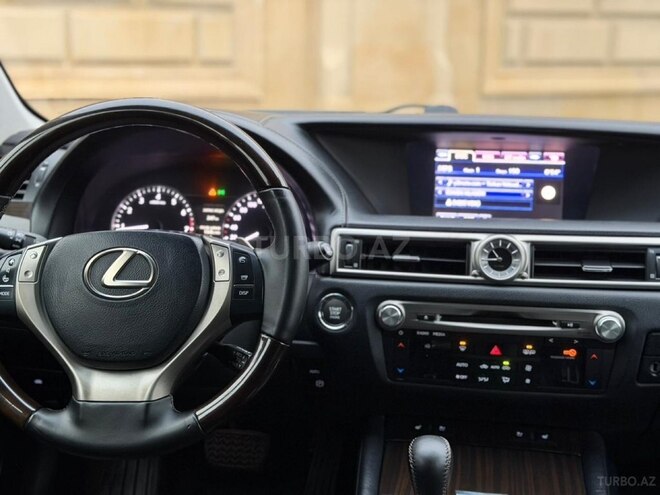 Lexus GS 250-9