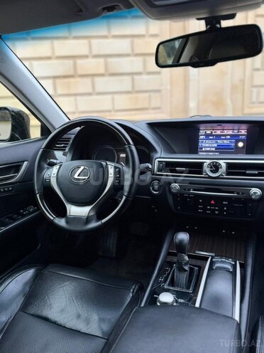 Lexus GS 250-10