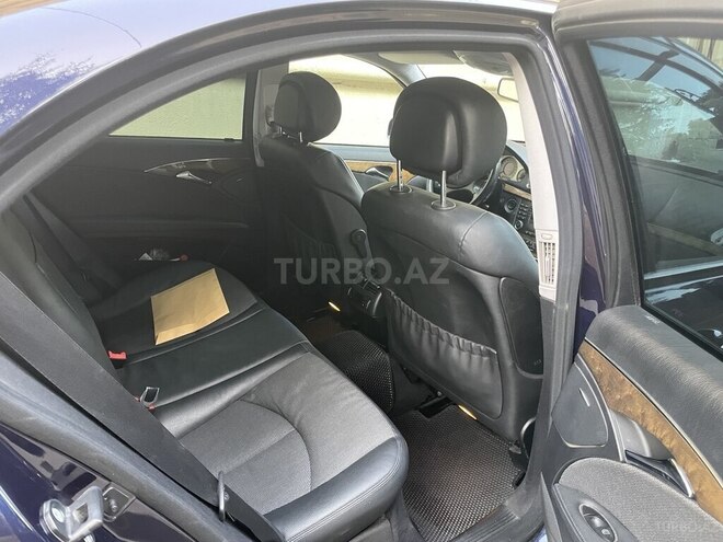 Mercedes E 220-9