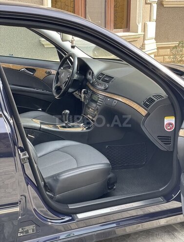 Mercedes E 220-8