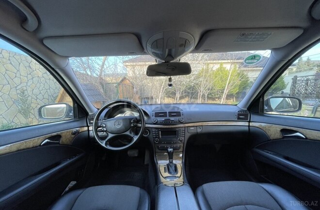 Mercedes E 220-7