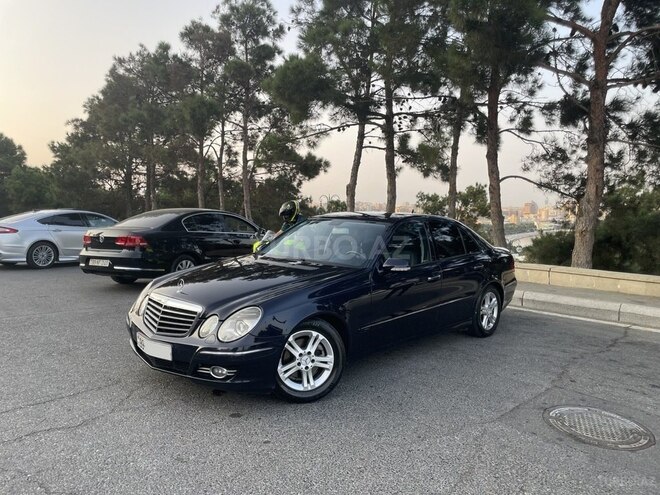 Mercedes E 220-3