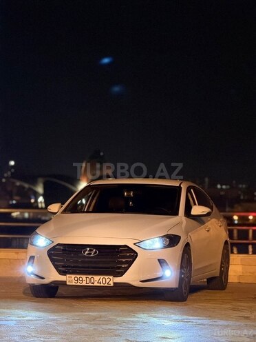 Hyundai Avante-2