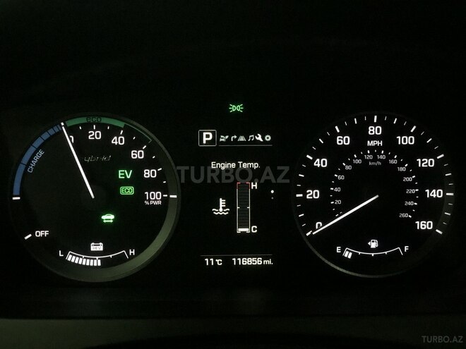 Hyundai Sonata-8