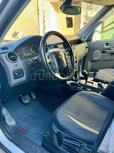 Land Rover Discovery-11