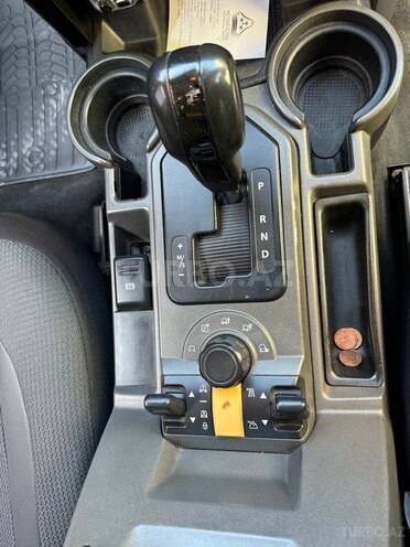 Land Rover Discovery-12