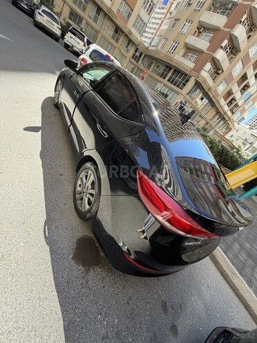 Hyundai Elantra-4