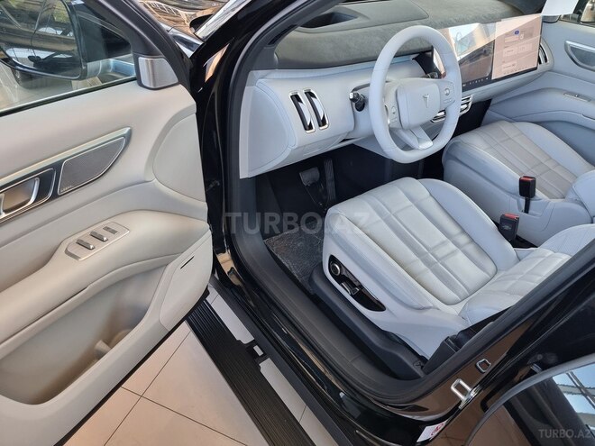 Changan Deepal S09-24