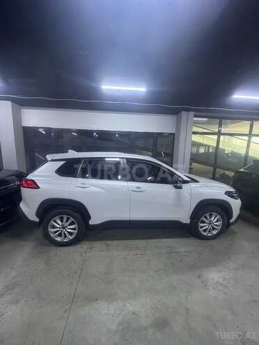 Toyota Corolla Cross-4