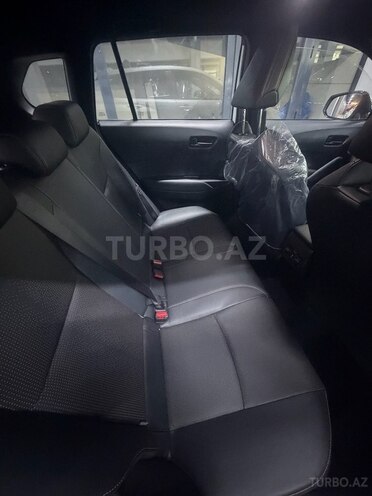 Toyota Corolla Cross-6