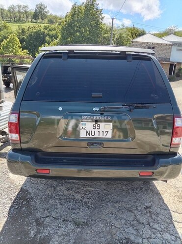 Nissan Pathfinder-3
