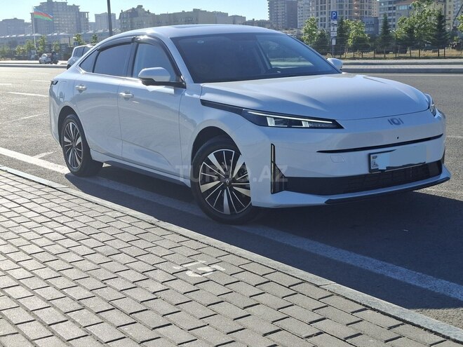 Changan Qiyuan A05-17