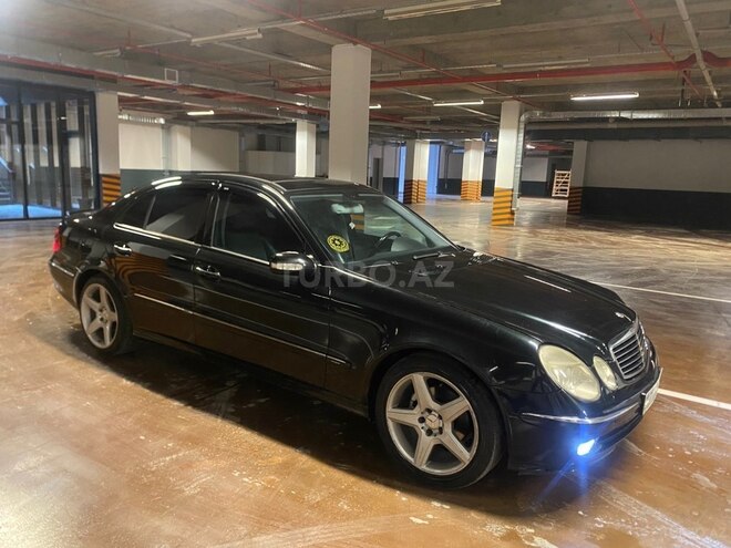 Mercedes E 220-2