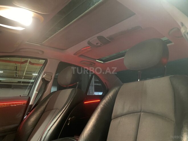 Mercedes E 220-7