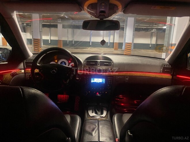Mercedes E 220-8