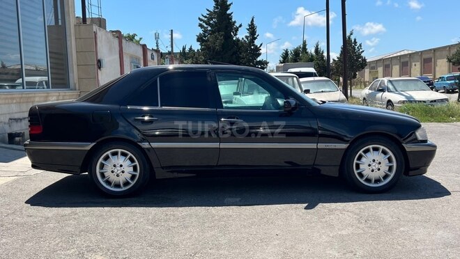 Mercedes C 230-4