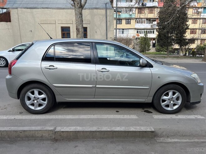 Toyota Corolla-4