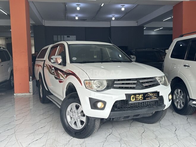Mitsubishi L200-6