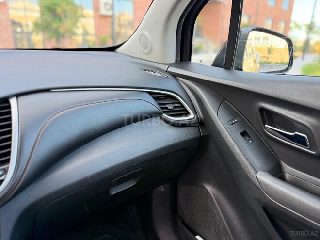 Chevrolet Trax-16