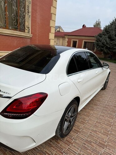 Mercedes C 200 4MATIC-3