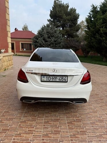 Mercedes C 200 4MATIC-2