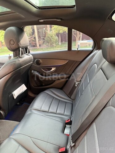 Mercedes C 200 4MATIC-7