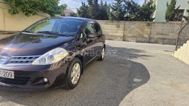 Nissan Tiida-7
