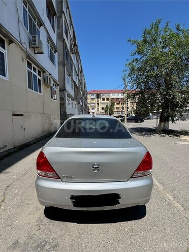 Nissan Sunny-5