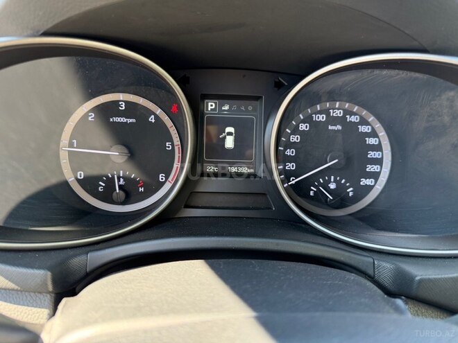 Hyundai Santa Fe-7