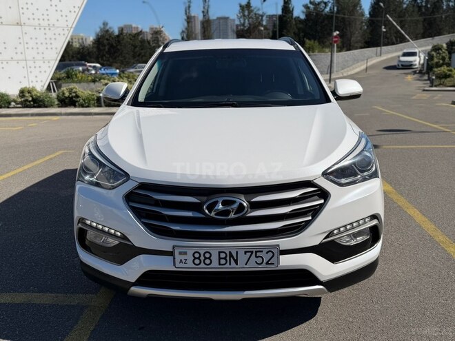 Hyundai Santa Fe-1