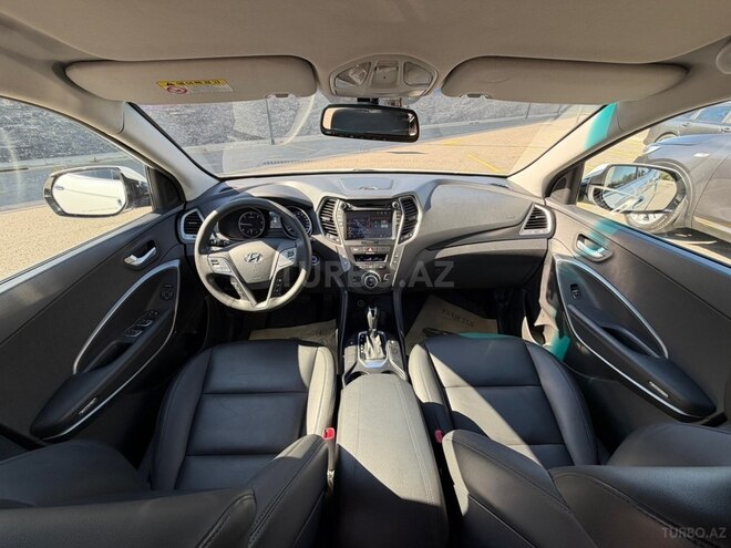 Hyundai Santa Fe-10