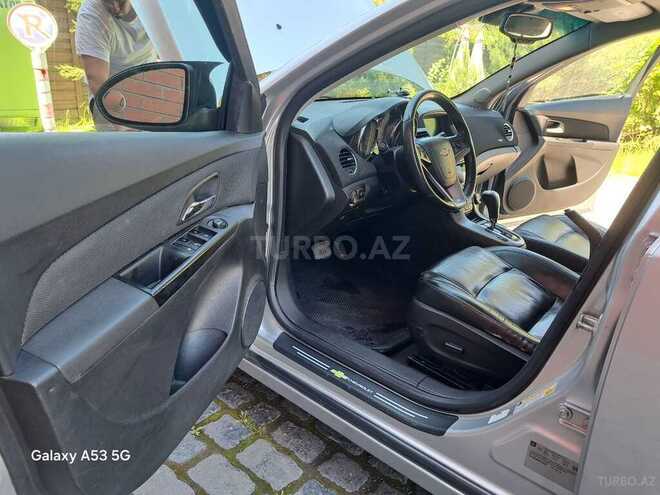 Chevrolet Cruze-4