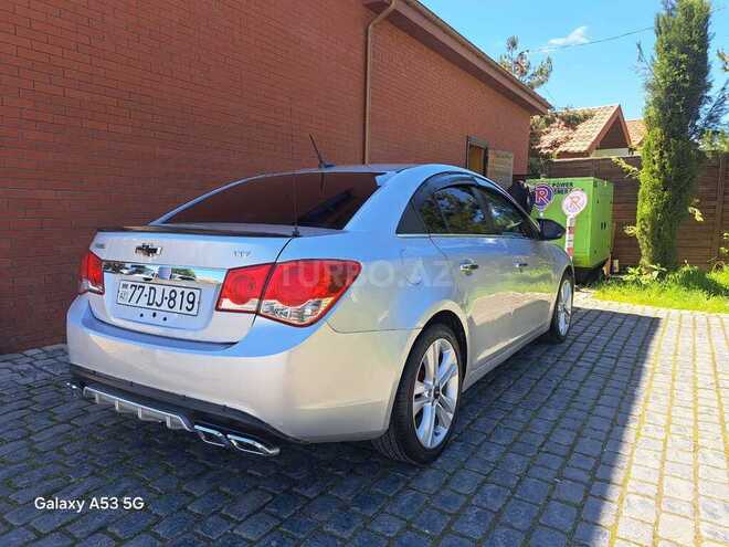 Chevrolet Cruze-18