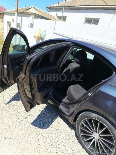Chevrolet Cruze-4