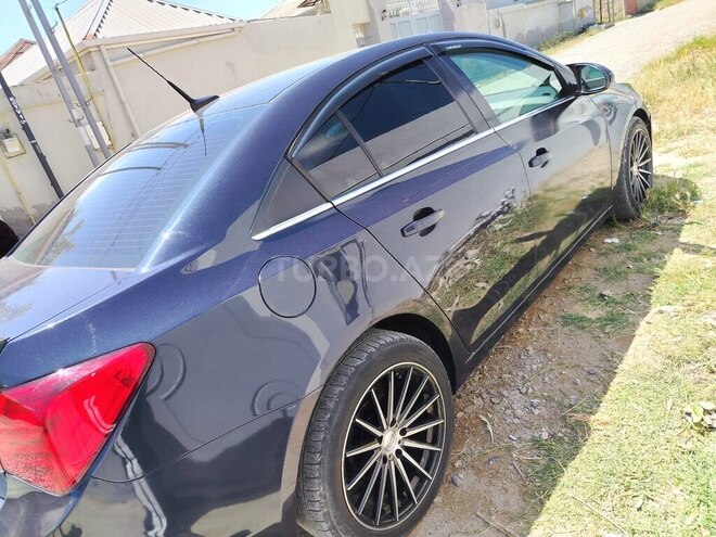 Chevrolet Cruze-3