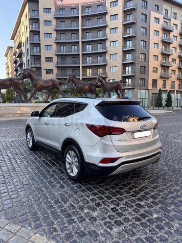 Hyundai Santa Fe-6
