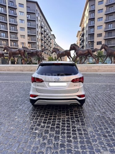 Hyundai Santa Fe-7