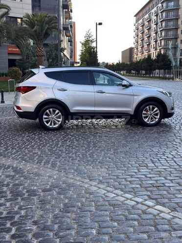 Hyundai Santa Fe-8