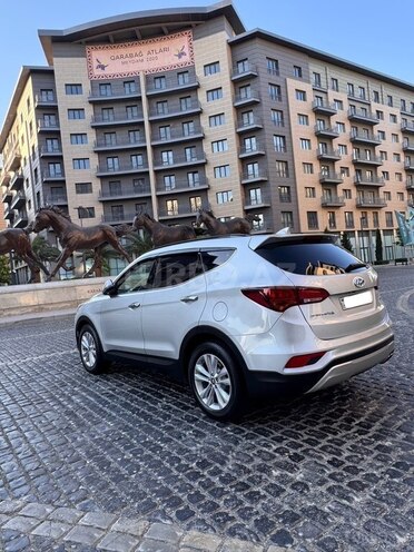 Hyundai Santa Fe-16