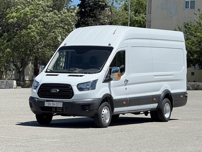 Ford Transit-2