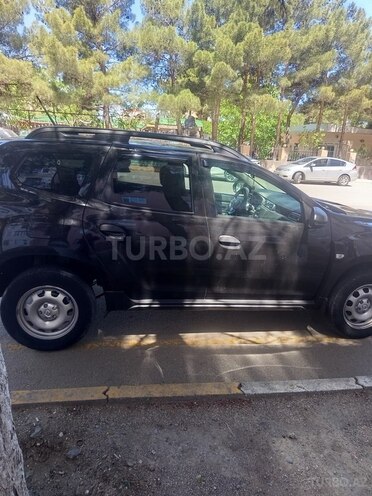 Renault Duster-12